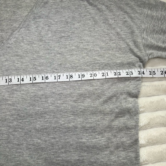 NWT REVOLVE LANSTON Quarter Sleeve Top Gray Size Small - Picture 6 of 8